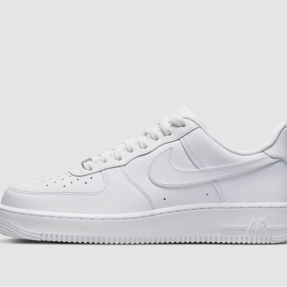 Nike Air Force 1 07 All-White Sneakers
